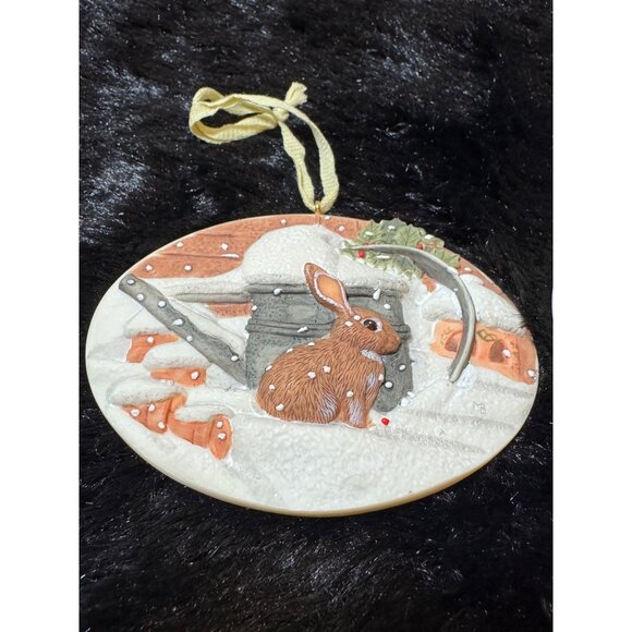 Keepsake Christmas Ornament Set By Marjolein Bastin Christmas Bunny/Holly Basket - Picture 5 of 10